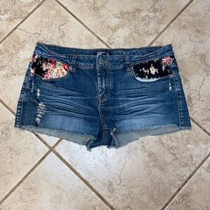 Forever21 Denim Short Shorts Floral Pocket Distressed